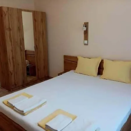 Zhelezovi Apartment Pomorie