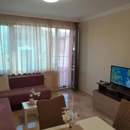 Zhelezovi Apartment Pomorie