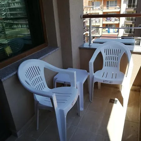 Zhelezovi Apartment Pomorie