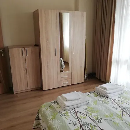 Zhelezovi Apartment