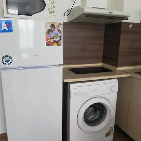 דירה Zhelezovi פומורי